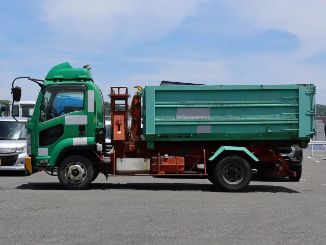 いすゞ フォワード PKG-FRR90S2(2WD)の写真4