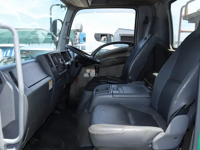 いすゞ フォワード PKG-FRR90S2(2WD)の写真30
