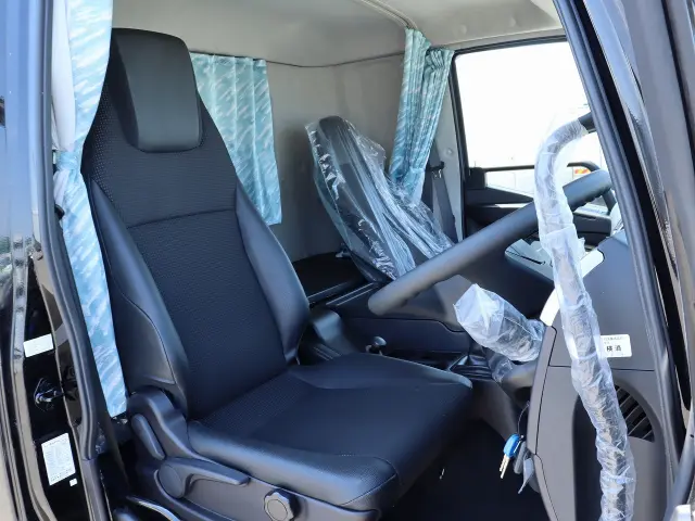 三菱 ファイター 2KG-FK62FZの写真27