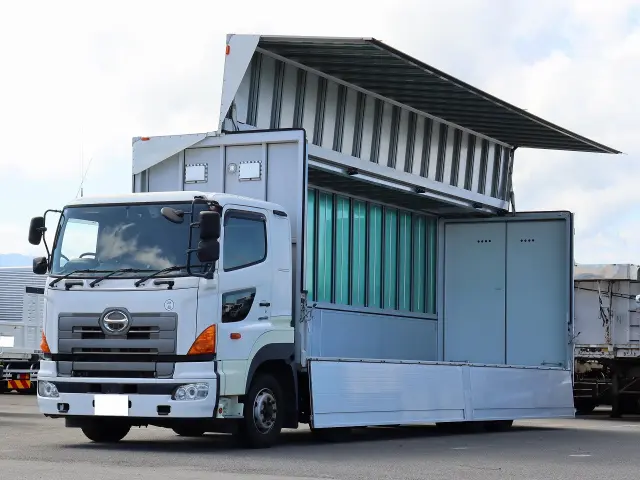 日野 プロフィア QPG-FW1EXEJ(8x4)の写真1