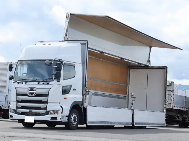 日野 プロフィア 2DG-FW1AHG(8x4)の写真41