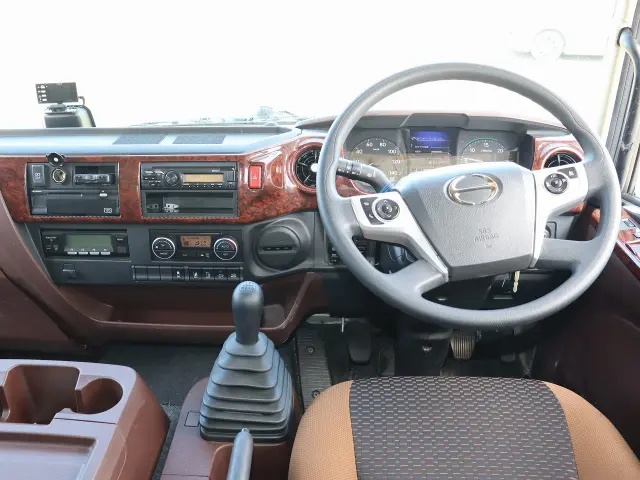 日野 レンジャー 2KG-FD2ABA(2WD)の写真33