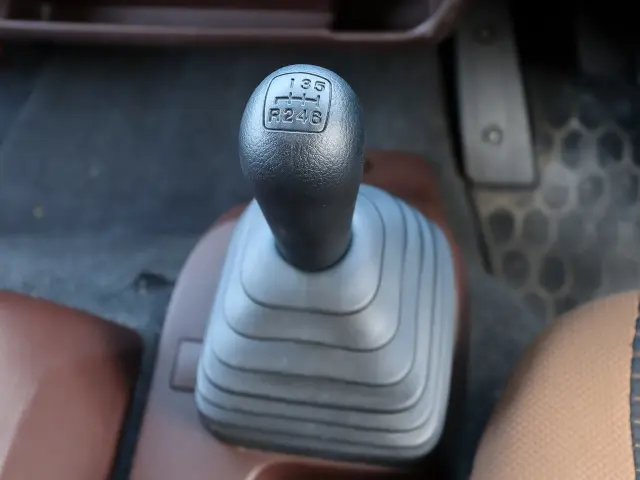 日野 レンジャー 2KG-FD2ABA(2WD)の写真36