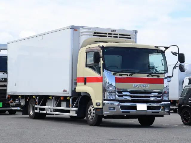 いすゞ フォワード TKG-FRR90S2(2WD)の写真3