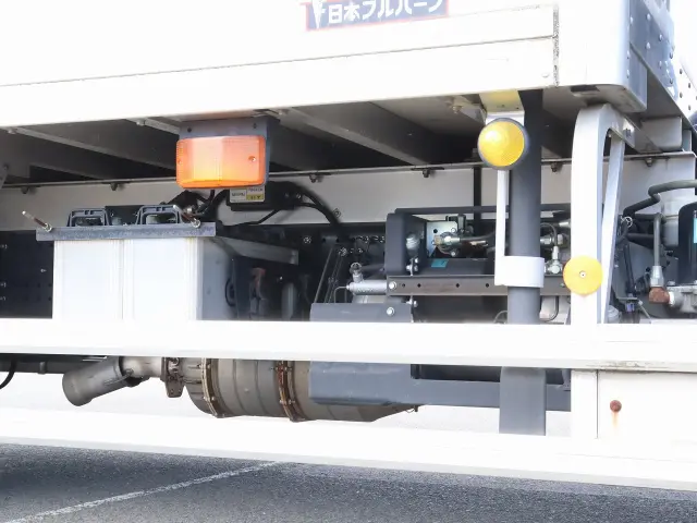 いすゞ フォワード TKG-FRR90S2(2WD)の写真24