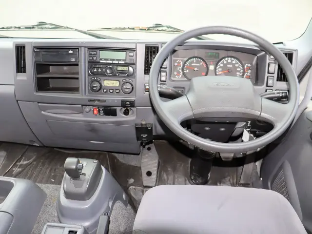 いすゞ フォワード TKG-FRR90S2(2WD)の写真37