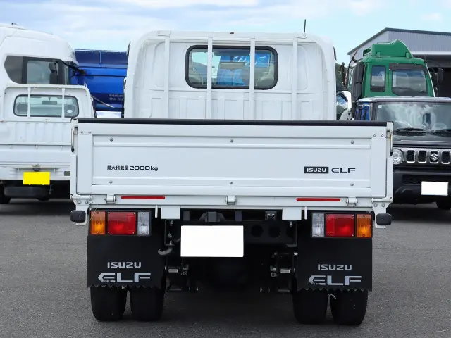 いすゞ エルフ 2TG-NJR88AF(2WD)の写真7