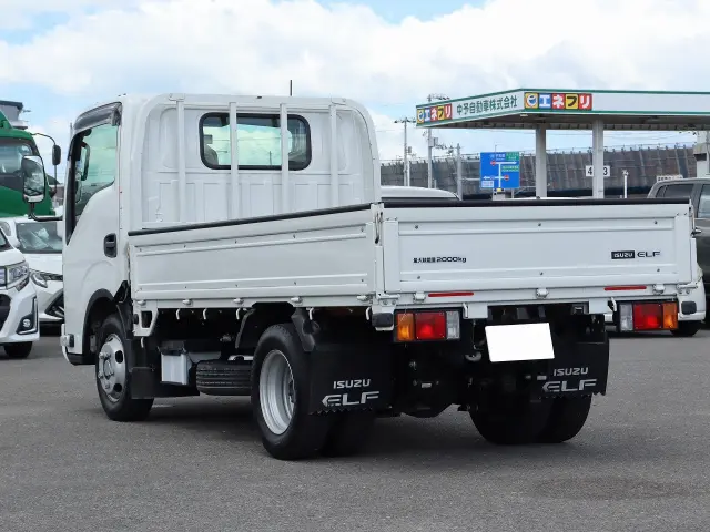 いすゞ エルフ 2TG-NJR88AF(2WD)の写真8