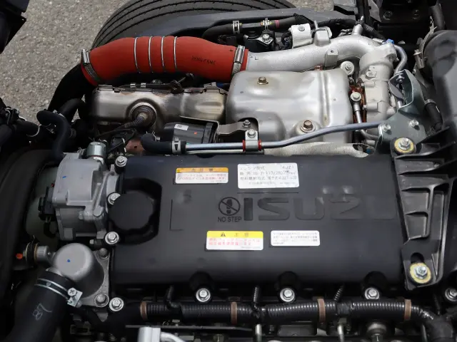 いすゞ エルフ 2TG-NJR88AF(2WD)の写真21