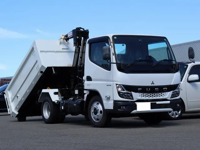 三菱 キャンター 2RG-FBAV0(2WD)の写真2