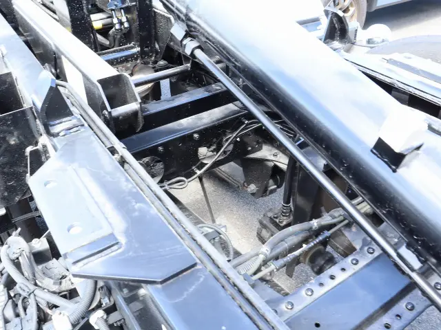 三菱 キャンター 2RG-FBAV0(2WD)の写真8