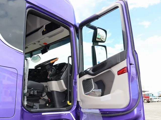 スカニア Rシリーズ A4×2LA(2WD)の写真31