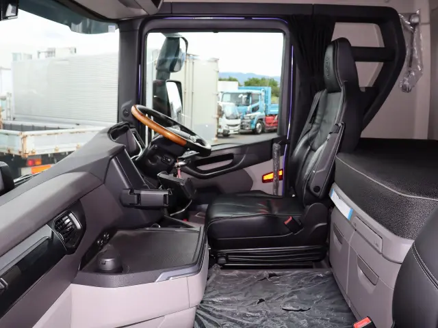 スカニア Rシリーズ A4×2LA(2WD)の写真33