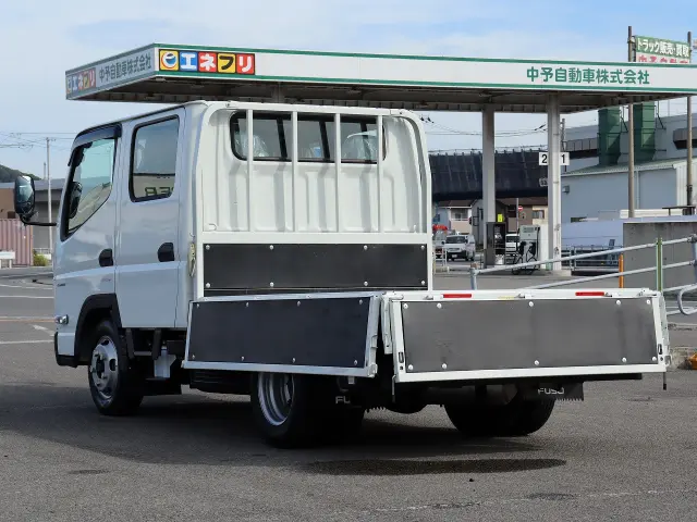 三菱 キャンター 2RG-FBA20(2WD)の写真10