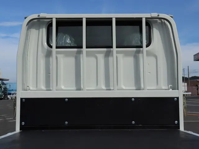 三菱 キャンター 2RG-FBA20(2WD)の写真13