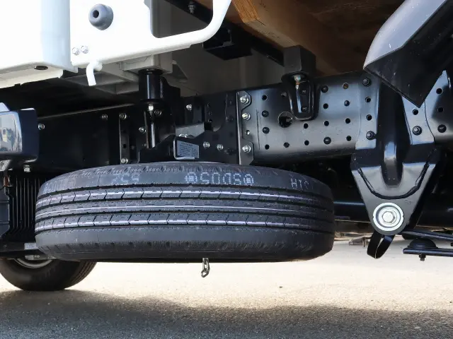 三菱 キャンター 2RG-FBA20(2WD)の写真15