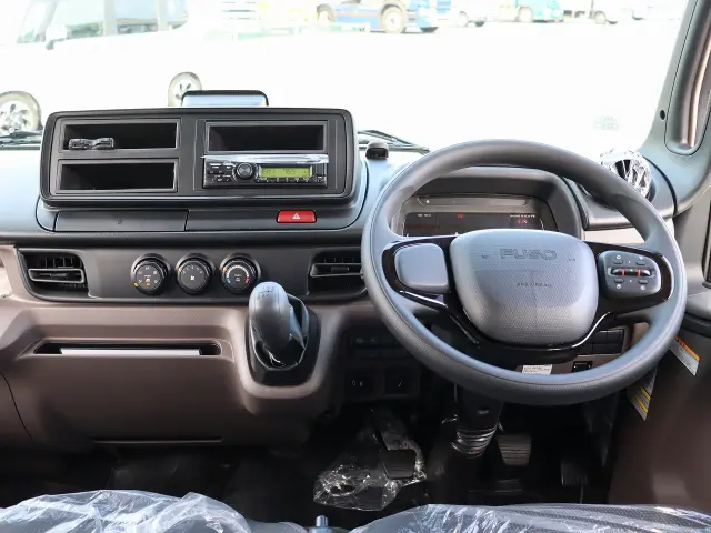 三菱 キャンター 2RG-FBA20(2WD)の写真31
