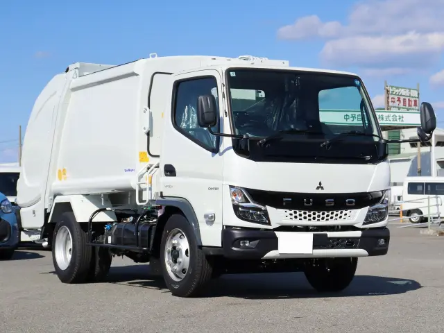 三菱 キャンター 2PG-FEA80(2WD)の写真3