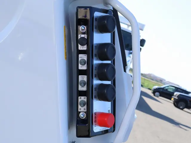 三菱 キャンター 2PG-FEA80(2WD)の写真21