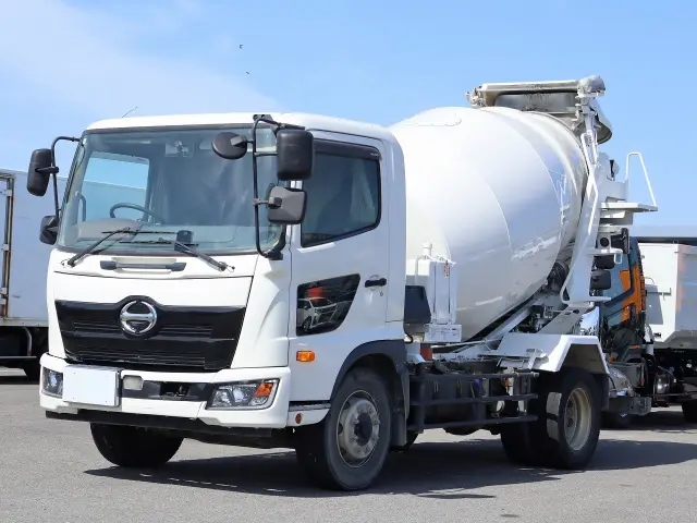 日野 レンジャー 2KG-FJ2ABAの写真1