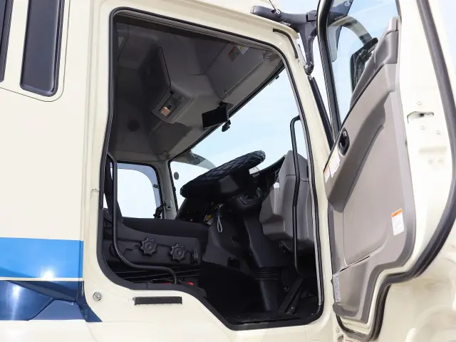 三菱 スーパーグレート 2PG-FU74HZの写真31