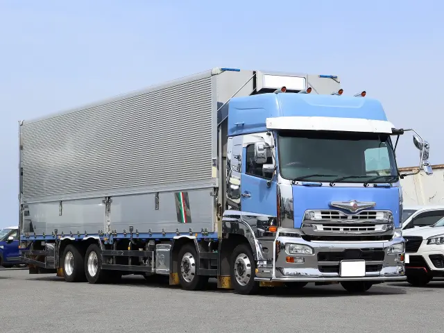 ＵＤ クオン QPG-CG5ZA(8x4)の写真3