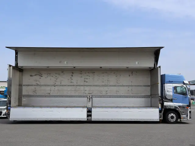 ＵＤ クオン QPG-CG5ZA(8x4)の写真7