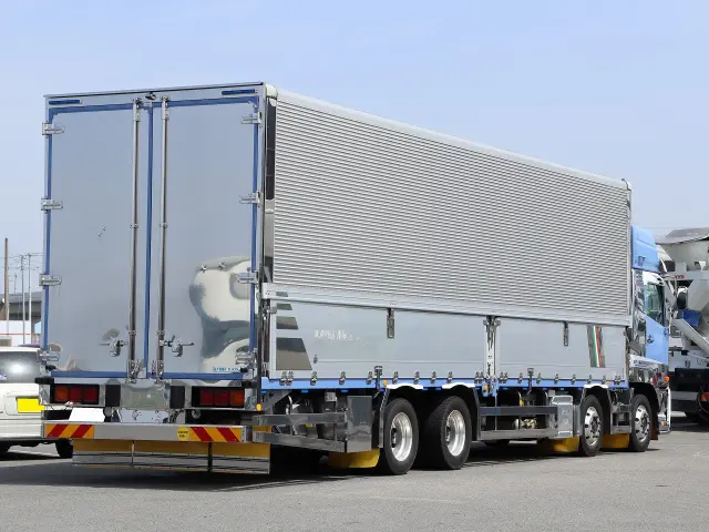 ＵＤ クオン QPG-CG5ZA(8x4)の写真8