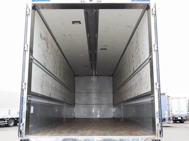 ＵＤ クオン QPG-CG5ZA(8x4)の写真11