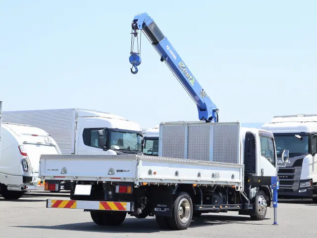 いすゞ エルフ TPG-NPR85N(2WD)の写真6
