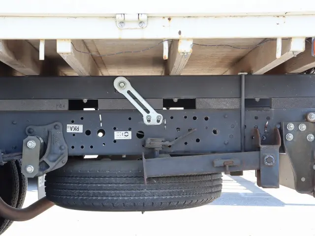 いすゞ エルフ TPG-NPR85N(2WD)の写真21
