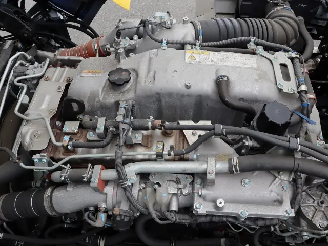 いすゞ ギガ 2PG-CYJ77D(8x4)の写真27