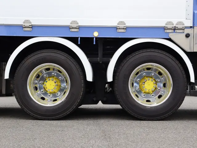いすゞ ギガ 2PG-CYJ77D(8x4)の写真40