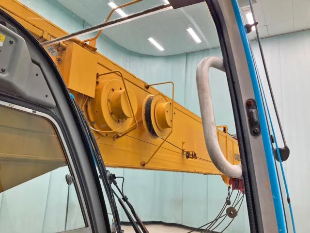 運手席前方の状態です。|コベルコ  EZ03の写真21