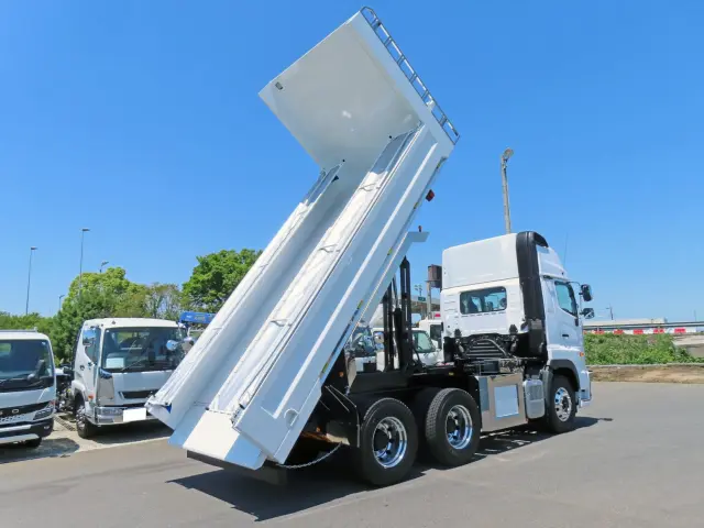 日野 プロフィア 2DG-FS1AGE(6x4)の写真4