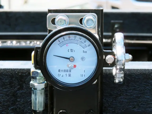 日野 プロフィア 2DG-FS1AGE(6x4)の写真12