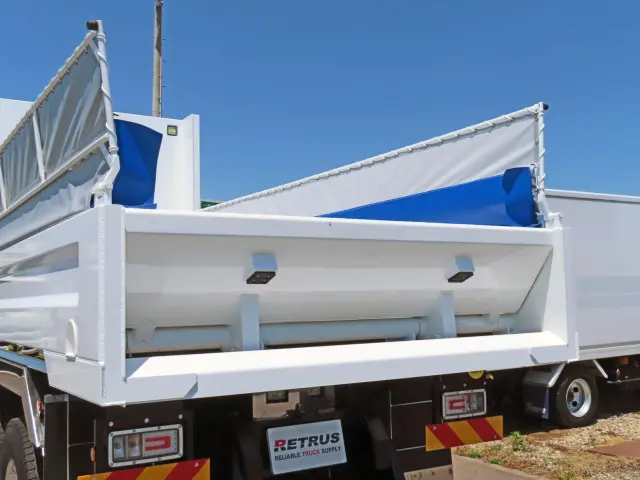 日野 プロフィア 2DG-FS1AGE(6x4)の写真13