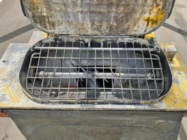 ホッパ内の状態です。|三菱 スーパーグレート QDG-FV50VY改の写真15