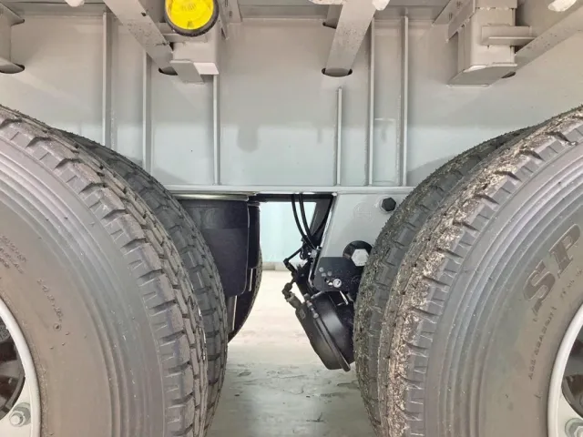 エアサスです。|トレクス  PFB34118の写真5