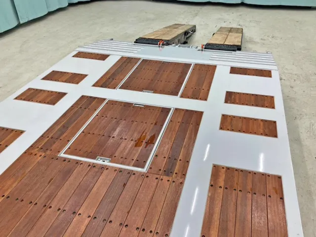 16輪です。|トレクス  PLR430CNの写真14