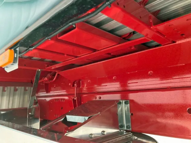 シャーシとネタの状態です。(縦ネタ・横ネタは鉄製です)|三菱 スーパーグレート 2KG-FS70HZの写真6