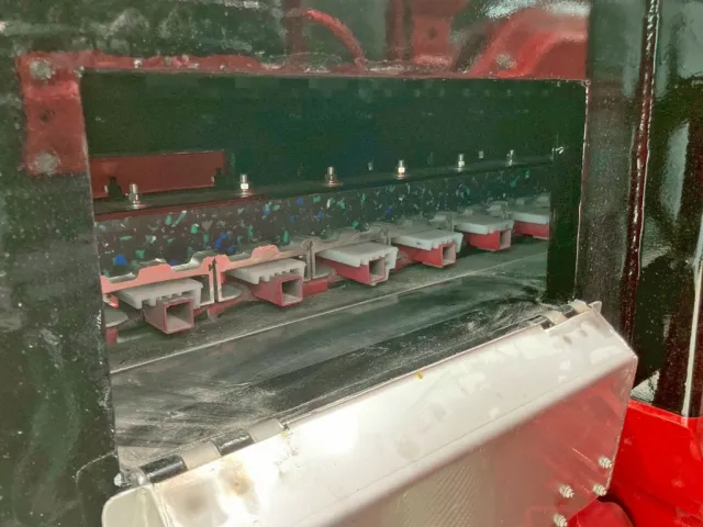 運転席側小窓を開いた状態です。|三菱 スーパーグレート 2KG-FS70HZの写真22