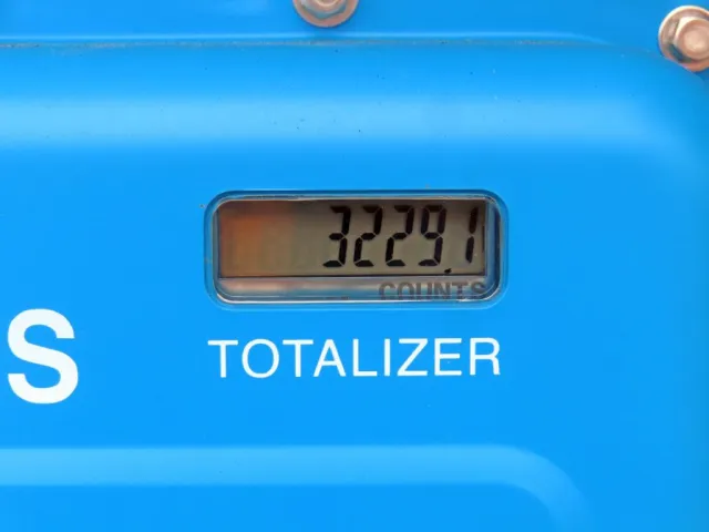 アワーメーターです。|三菱 キャンター 2PG-FEB90(2WD)の写真19