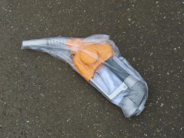 ノズルが付属しています。|三菱 キャンター 2PG-FEB90(2WD)の写真28