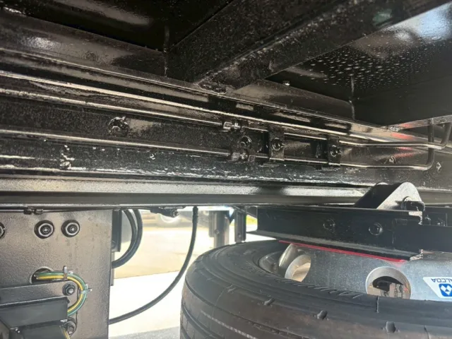 シャーシとネタの状態です。|三菱 スーパーグレート 2KG-FS70HZの写真7