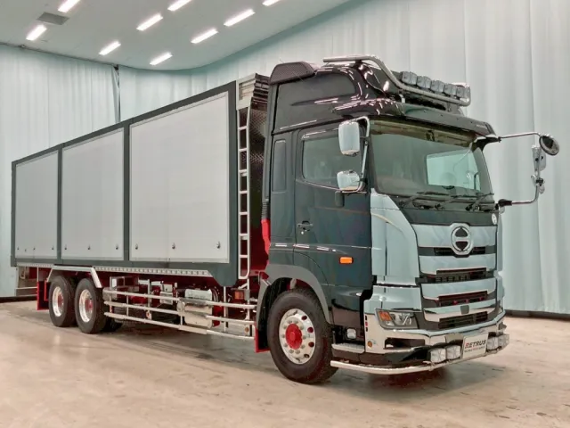 ホイールはアルミ製です。|日野 プロフィア 2DG-FS1AHEの写真2