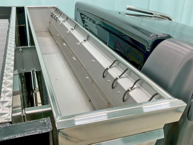 シートデッキの状態です。|日野 プロフィア 2DG-FS1AHEの写真13