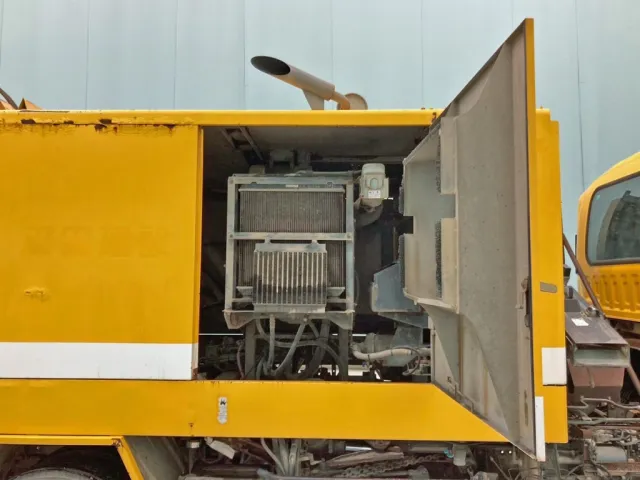 ボディー助手席側内部の状態です。|いすゞ フォワード TKG-FRR90T2改(2WD)の写真25