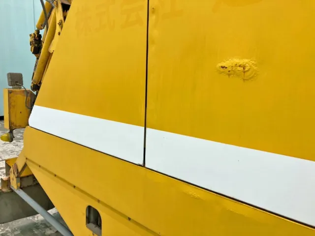 ボディー助手席側後方にキズ・ヘコミ・サビがあります。|いすゞ フォワード TKG-FRR90T2改(2WD)の写真32