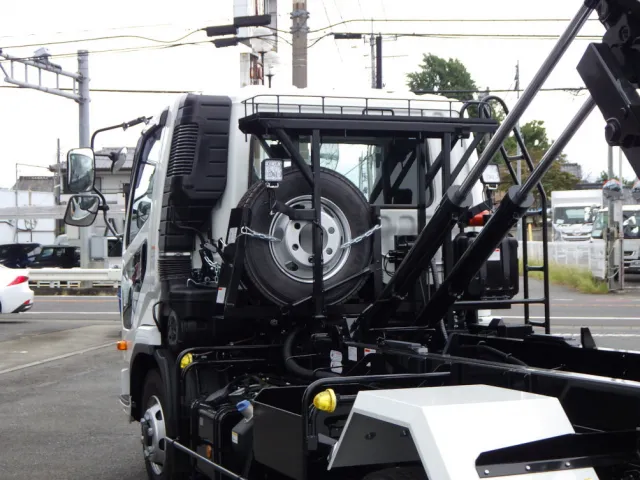 三菱 ファイター 2KG-FK72F(2WD)の写真7